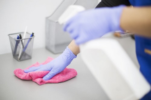 Professional one off cleaning service in EN5 for local homes